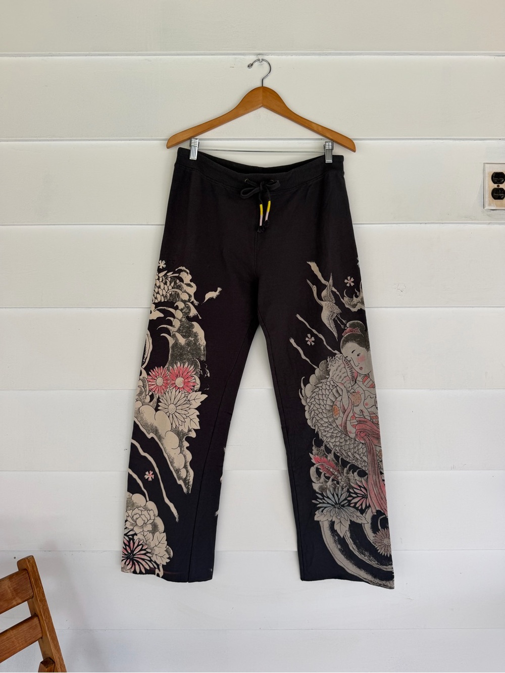 paparazzi Black Floral Graphic Drawstring Track Pants